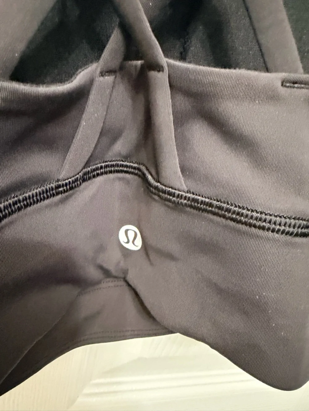 Lululemon Energy Bra High Neck Long Line size 4 new
